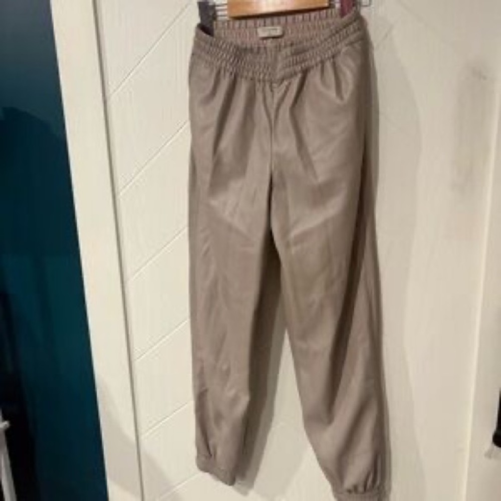 Babaton Taupe Elastic-Waist Joggers
